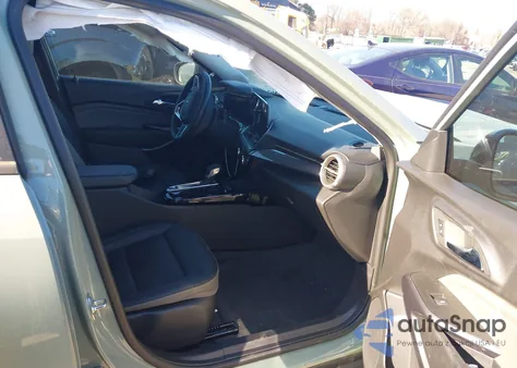 2025 Chevrolet Trax Fwd Activ из США, поврежденный, VIN KL77LKEPXSC200681